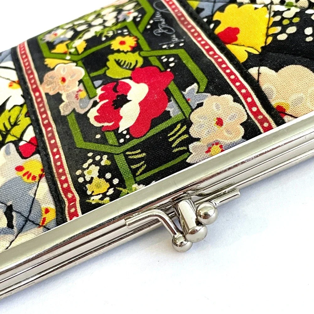 Vintage Y2K Vera Bradley Poppy Fields Quilted Wallet Floral Clutch Organizer - Picture 3 of 9
